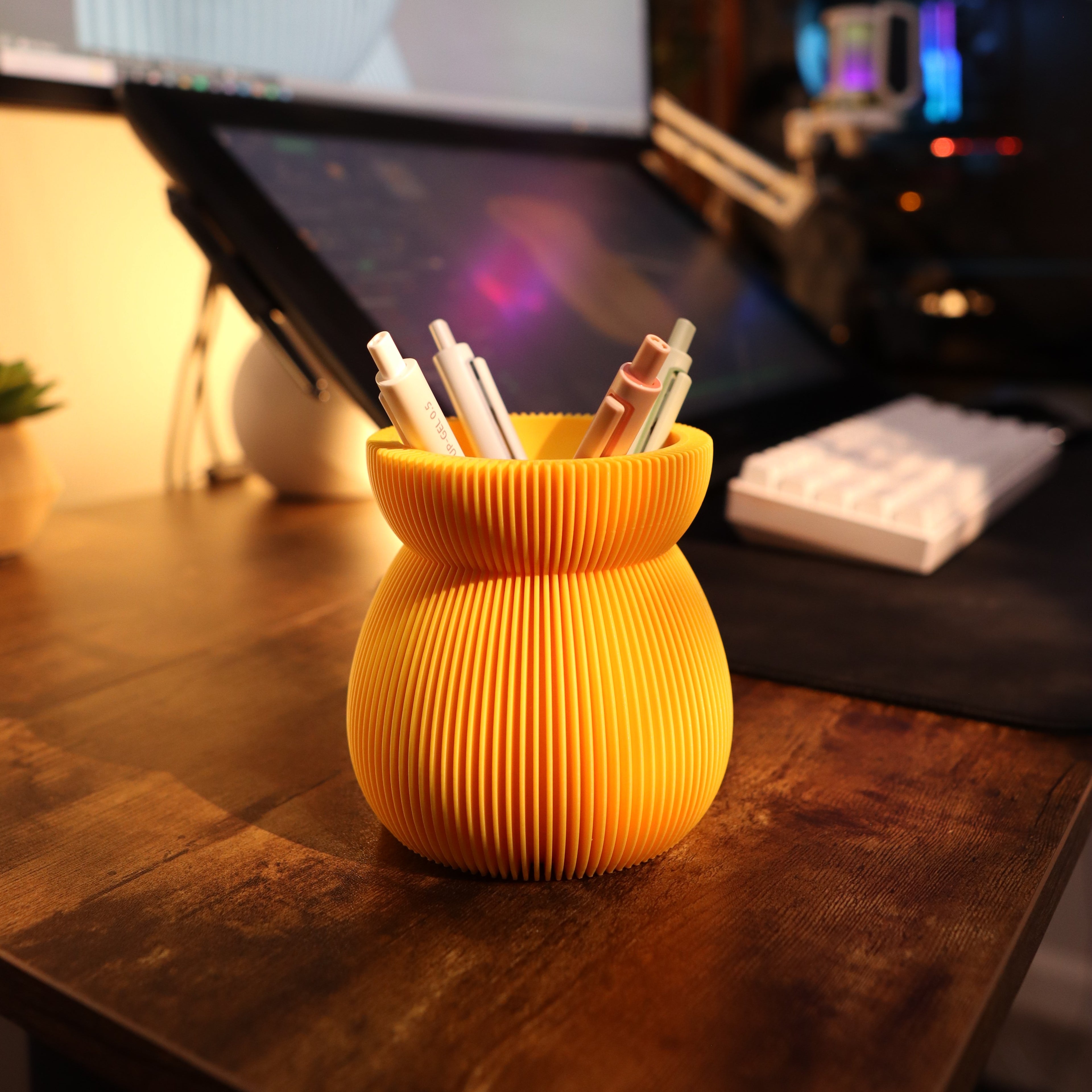 BULB Organizer Cup