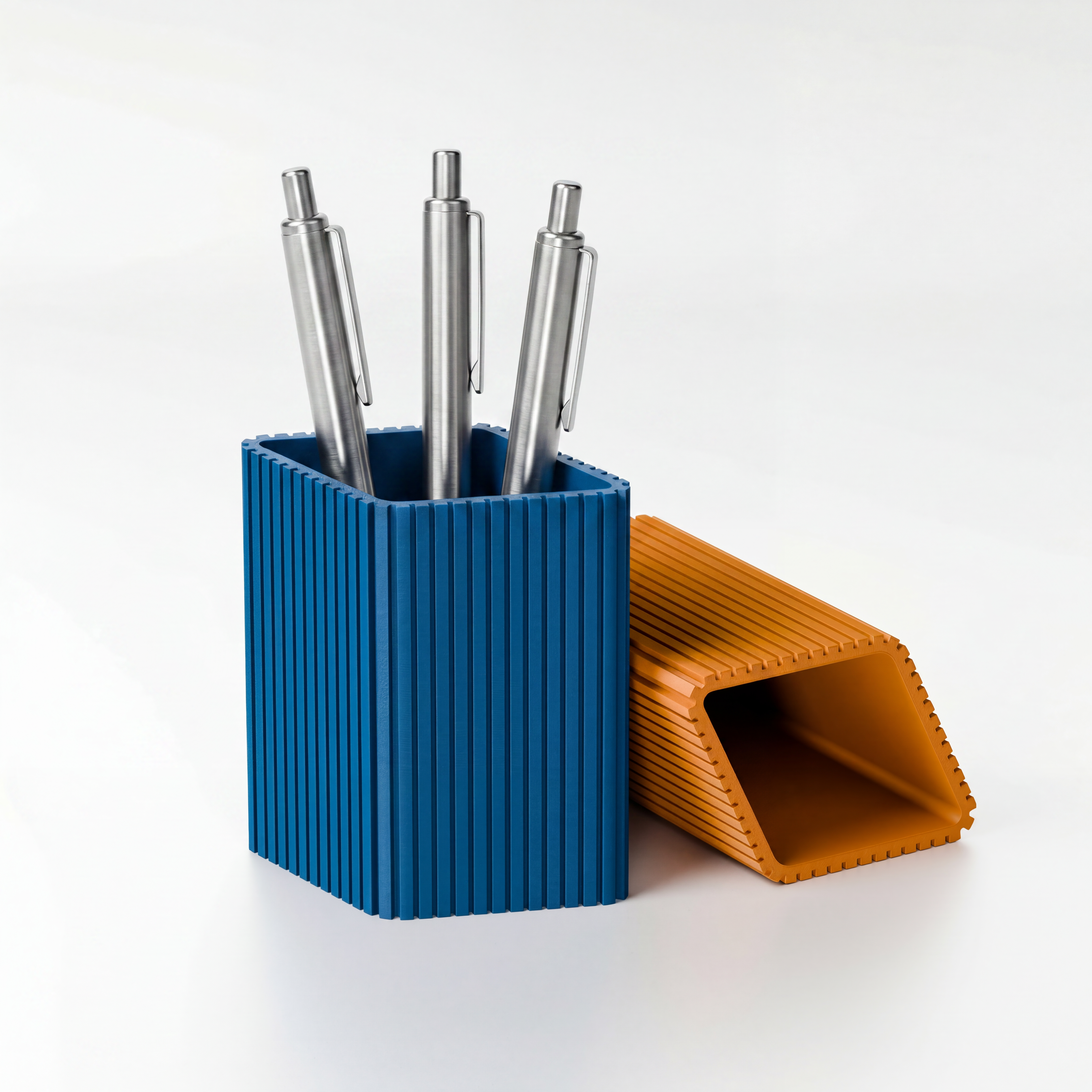 RHOMBUS Organizer Cup